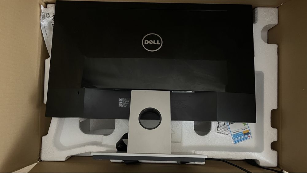 Продам монитор Dell SE2416H