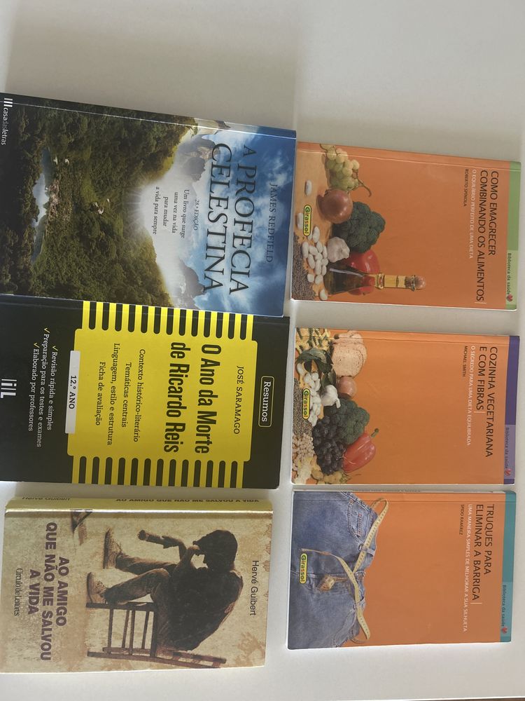 Livros sortidos