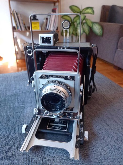 Graflex Baby 2x3 - Médio Formato - Fole Vermelho