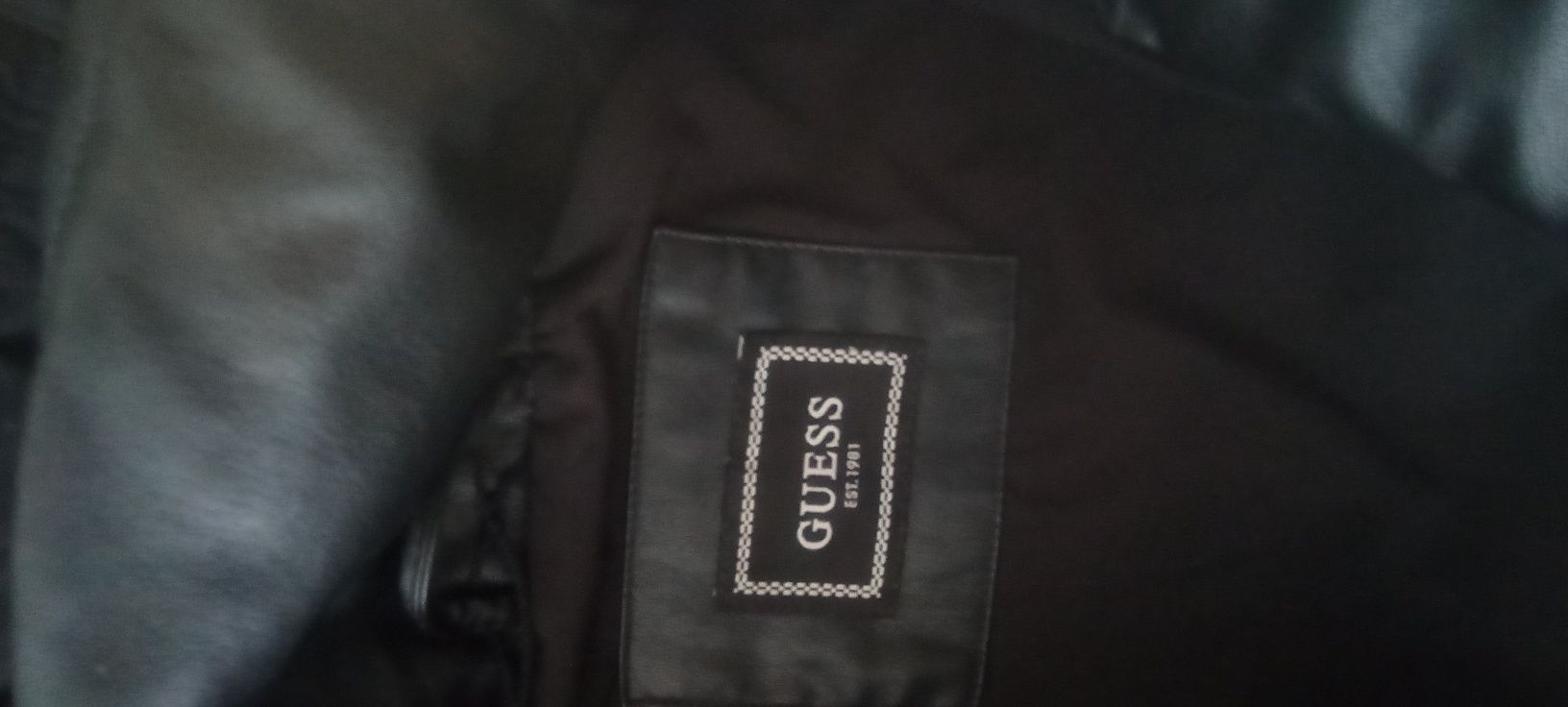 Демісезонна куртка Guess,L