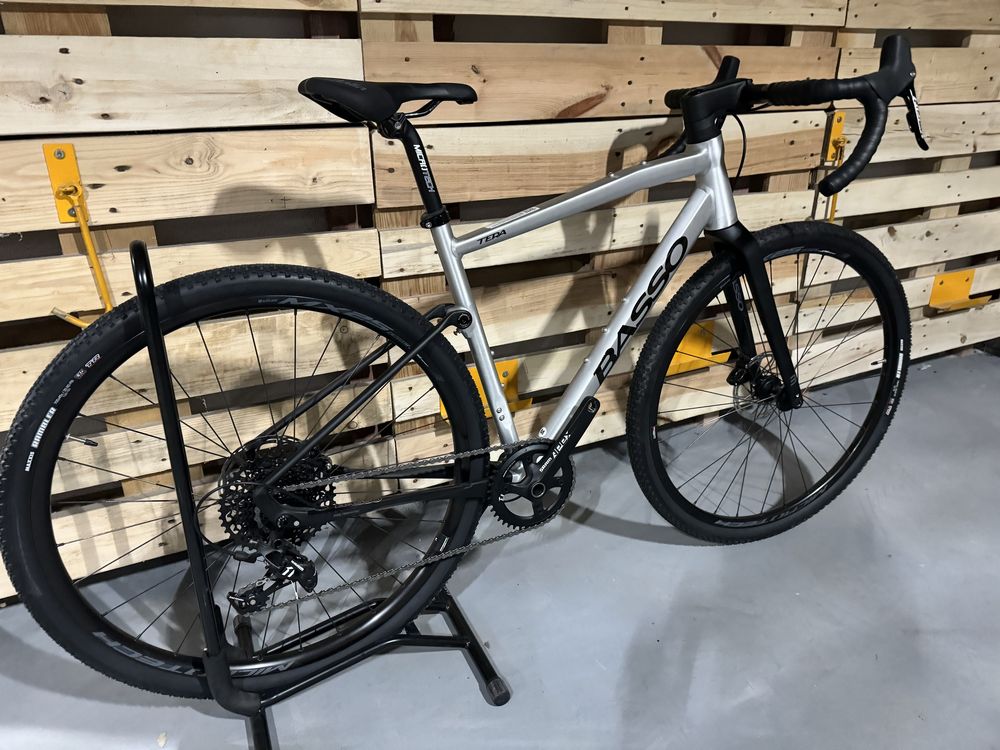 Wloski gravel Basso Tera alu-carbon rozmiary wyprzedaz raty 0%