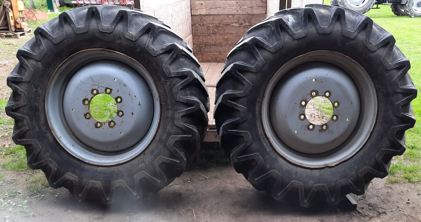 Koła, opony Pirelli 16.9 30r, (14.9, 18,4) felgi 30 cali mtz belarus