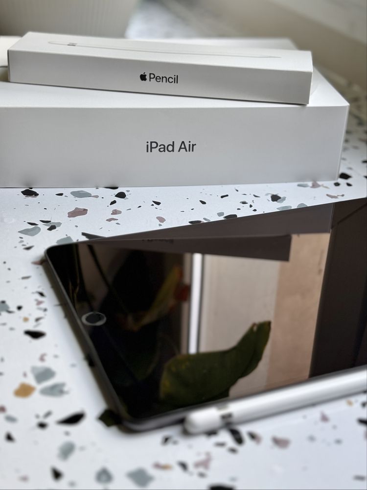 iPad Air gen 3 64gb + Apple Pencil gen 1 + dodatki