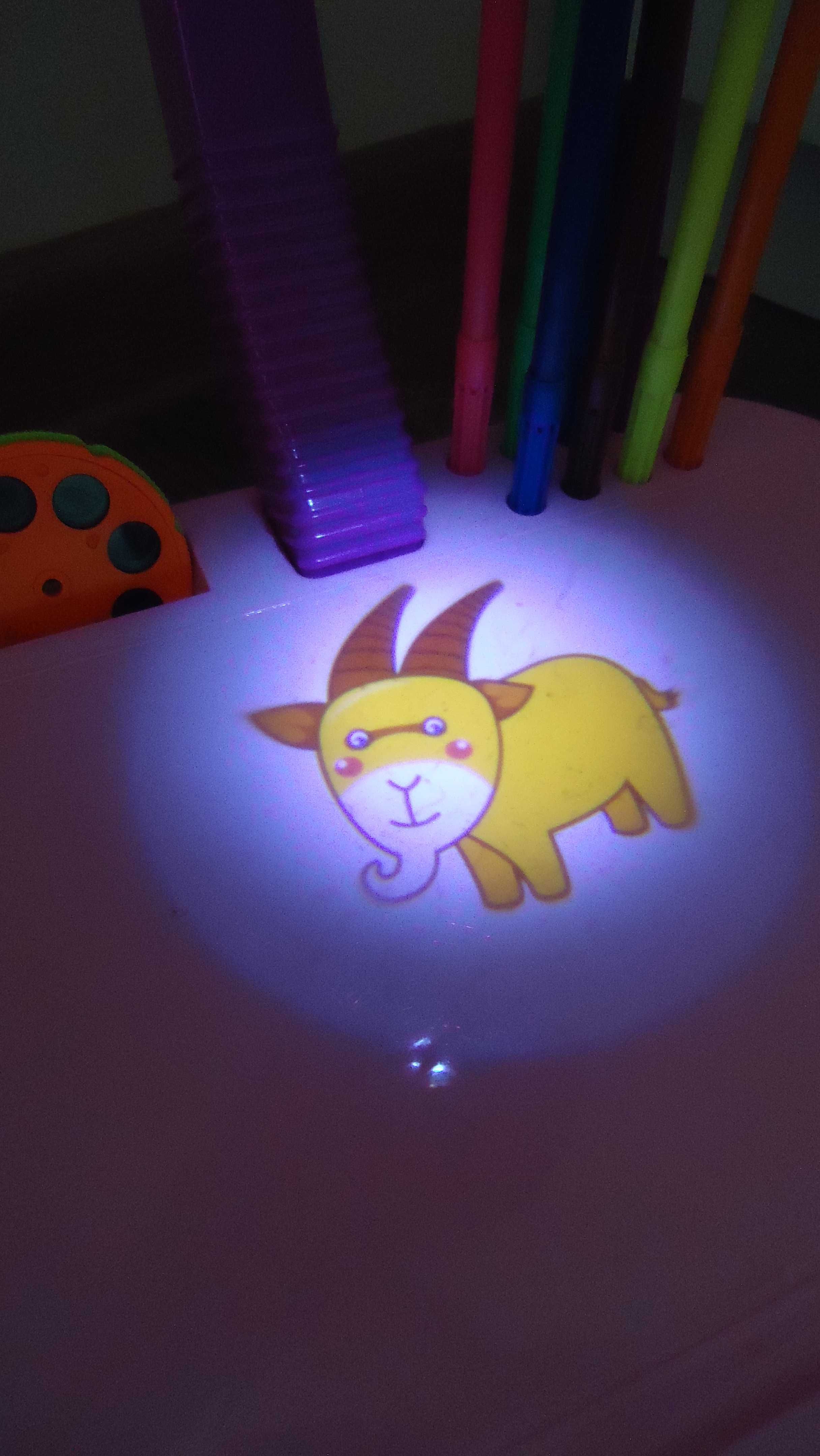 podświetlany projektor do nauki rysowania j.NOWY