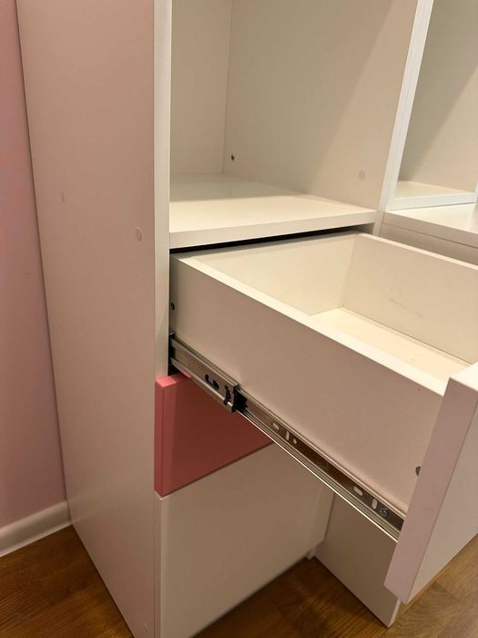 Super biurko robione przez stolarzai 120x60cm wraz z szafkami i półką