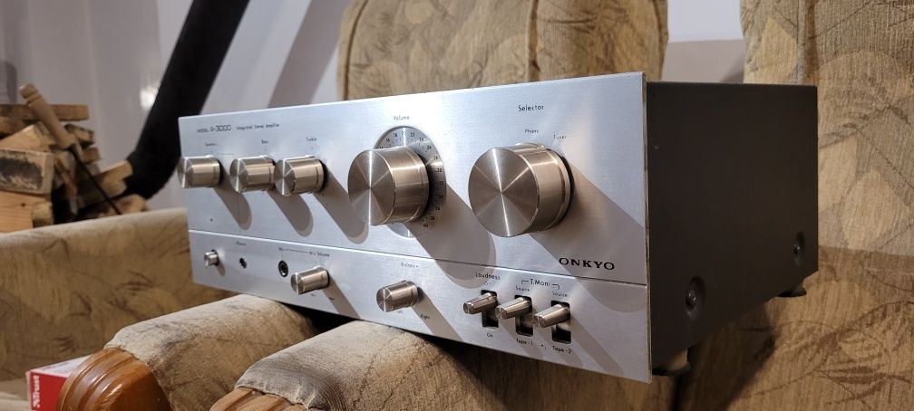 Wzmacniacz Onkyo a 3000