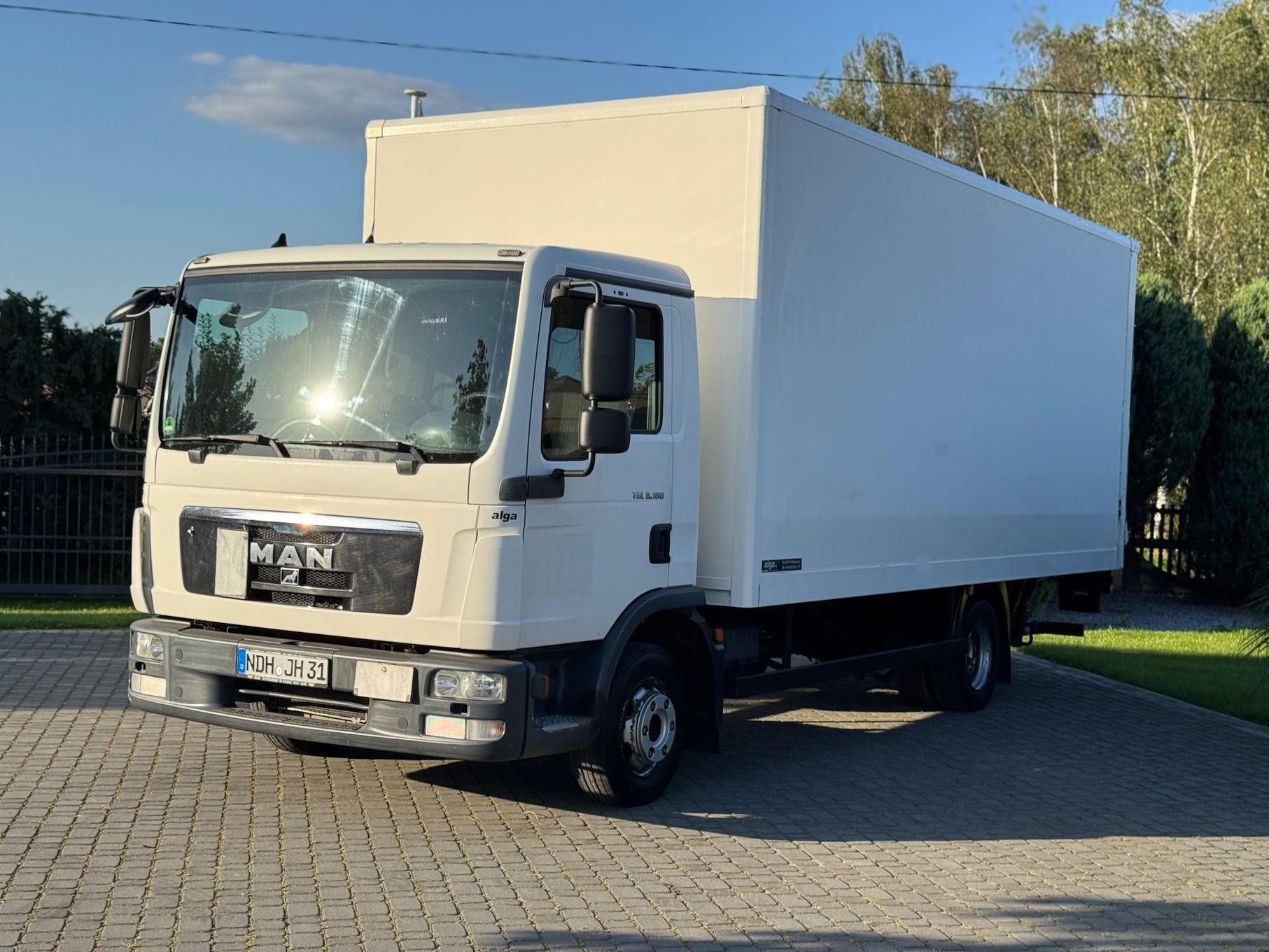 MAN TGL 8.180