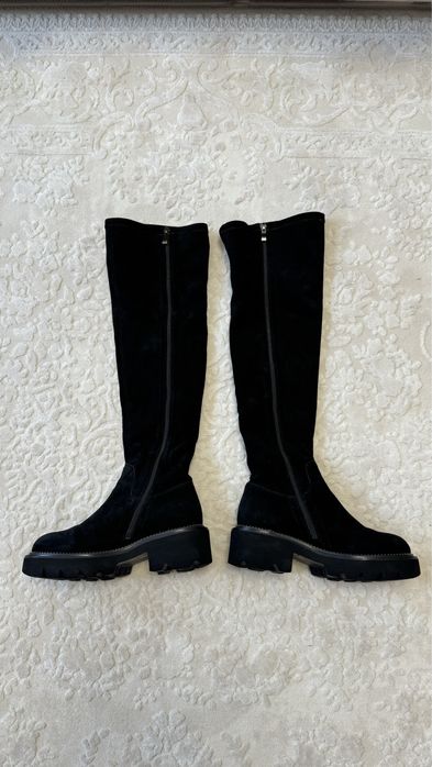 Зимові замшеві ботфорти високі чоботи 37 р 24 24,5 см