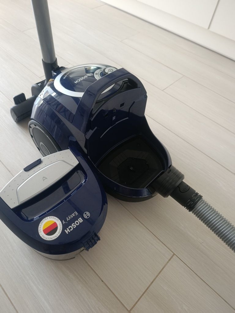 Пилосос Bosch BGC2UK2000 Eeasyy'y