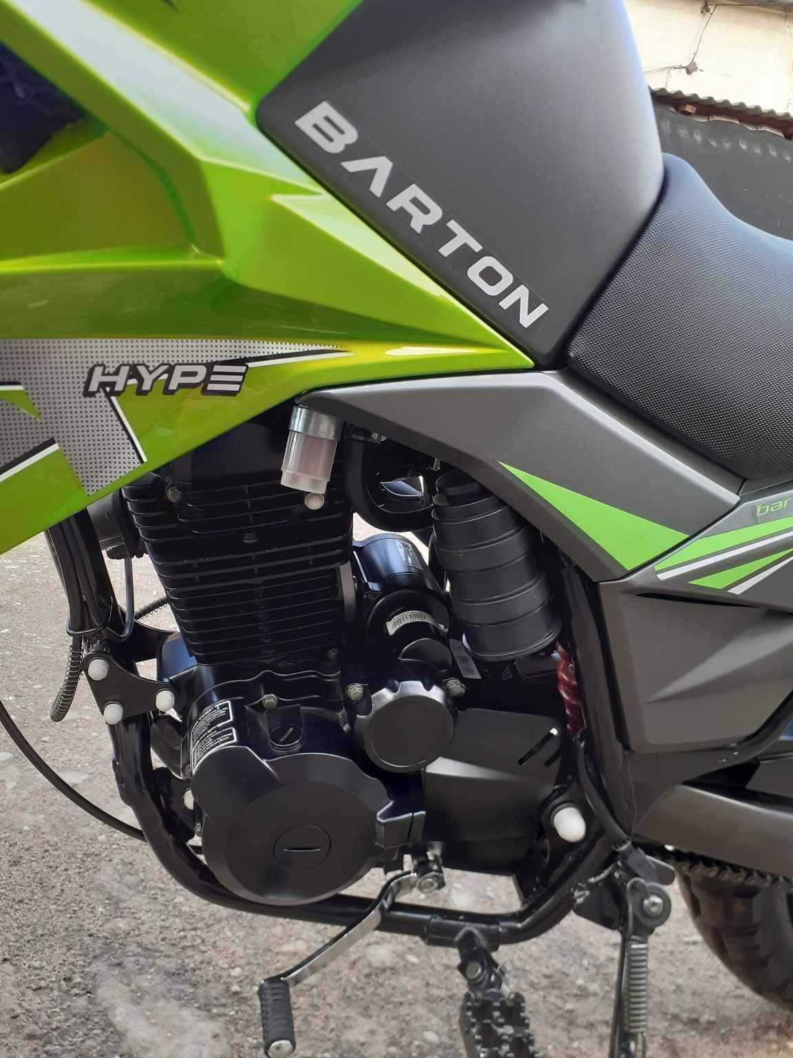 Motocykl Barton Hyper 125CC - niski przebieg !
