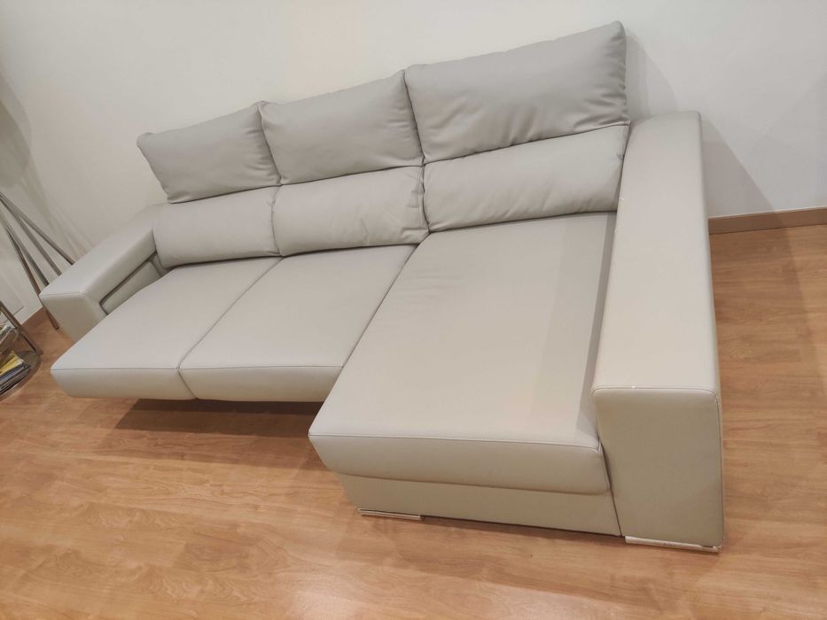 Sofa 3 lugares com chaise longue