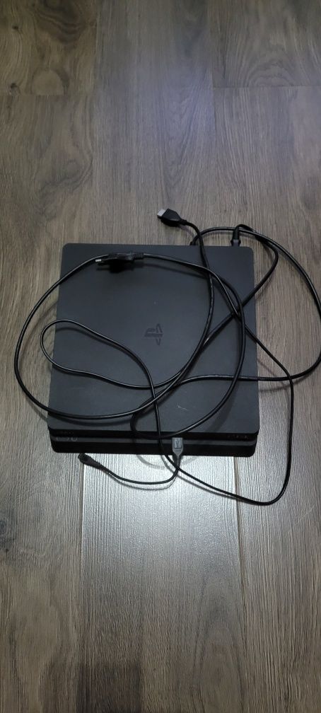 Konsola Ps4 Slim 1TB/Gry/Pady