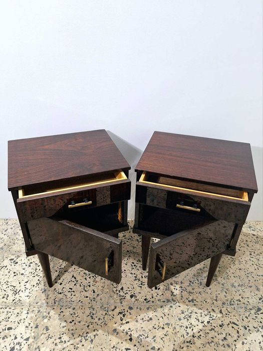 Mesas de cabeceira vintage. Vintage Bedside Table