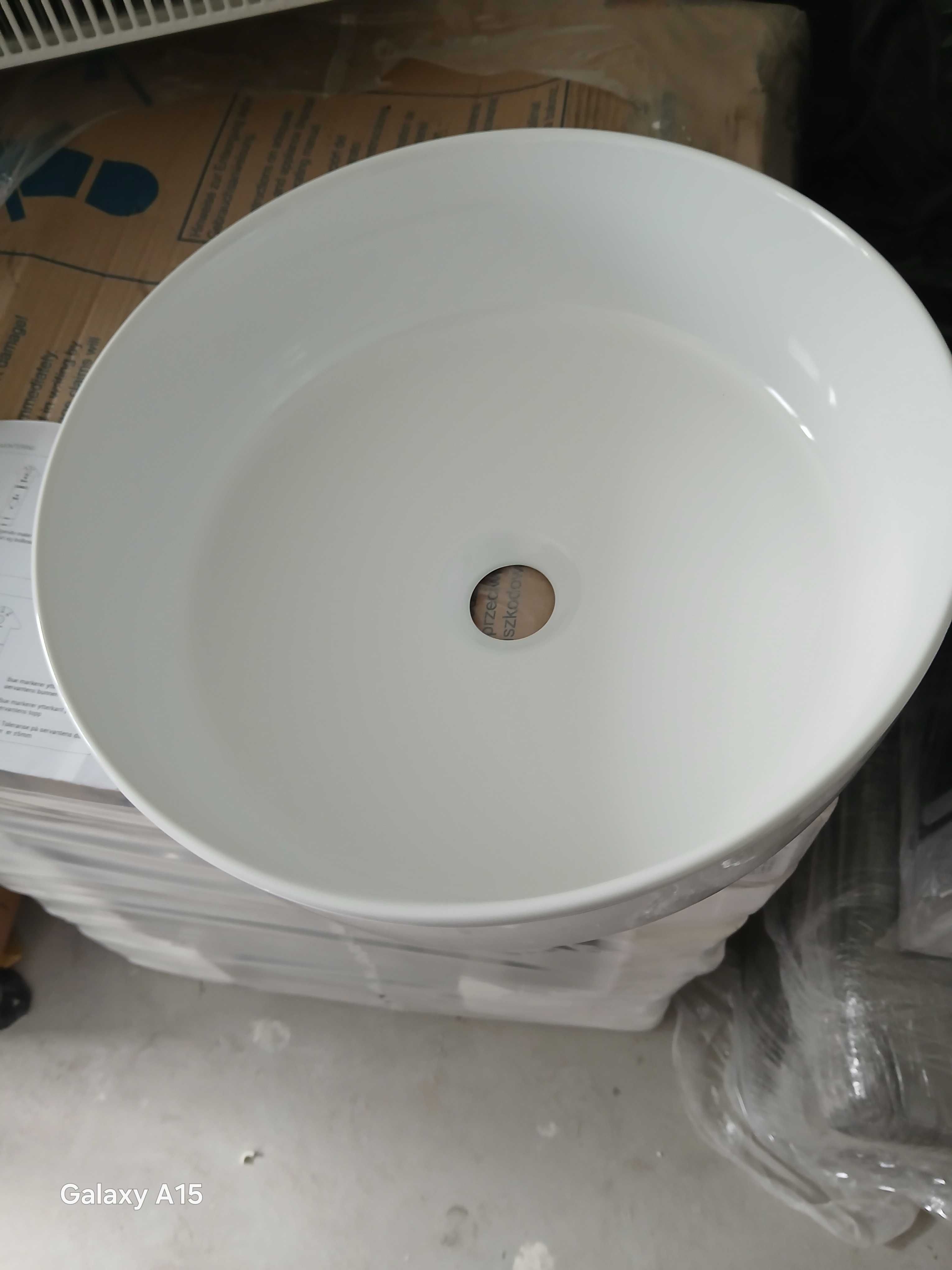 Umywalka ceramiczna  nadblatowa okragła 37.5cm
