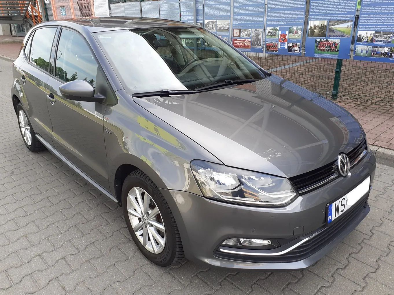 Volkswagen Polo 1.0 MPI 75KM Lounge