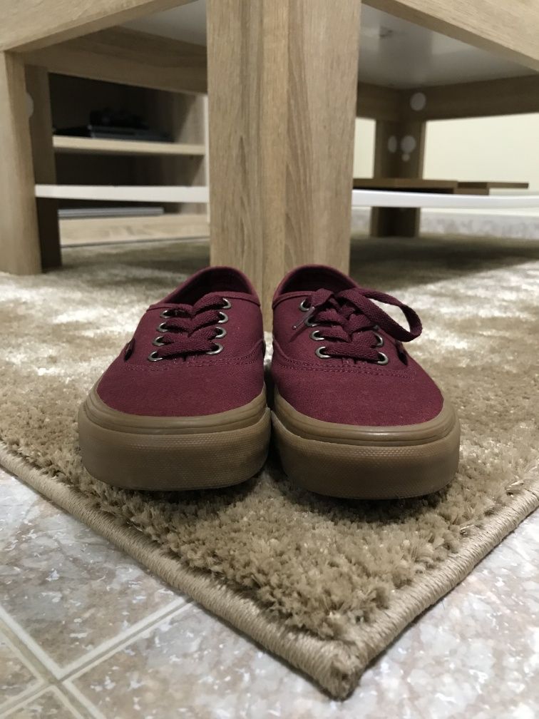 Vans bordô, tamanho 35 em bom estado