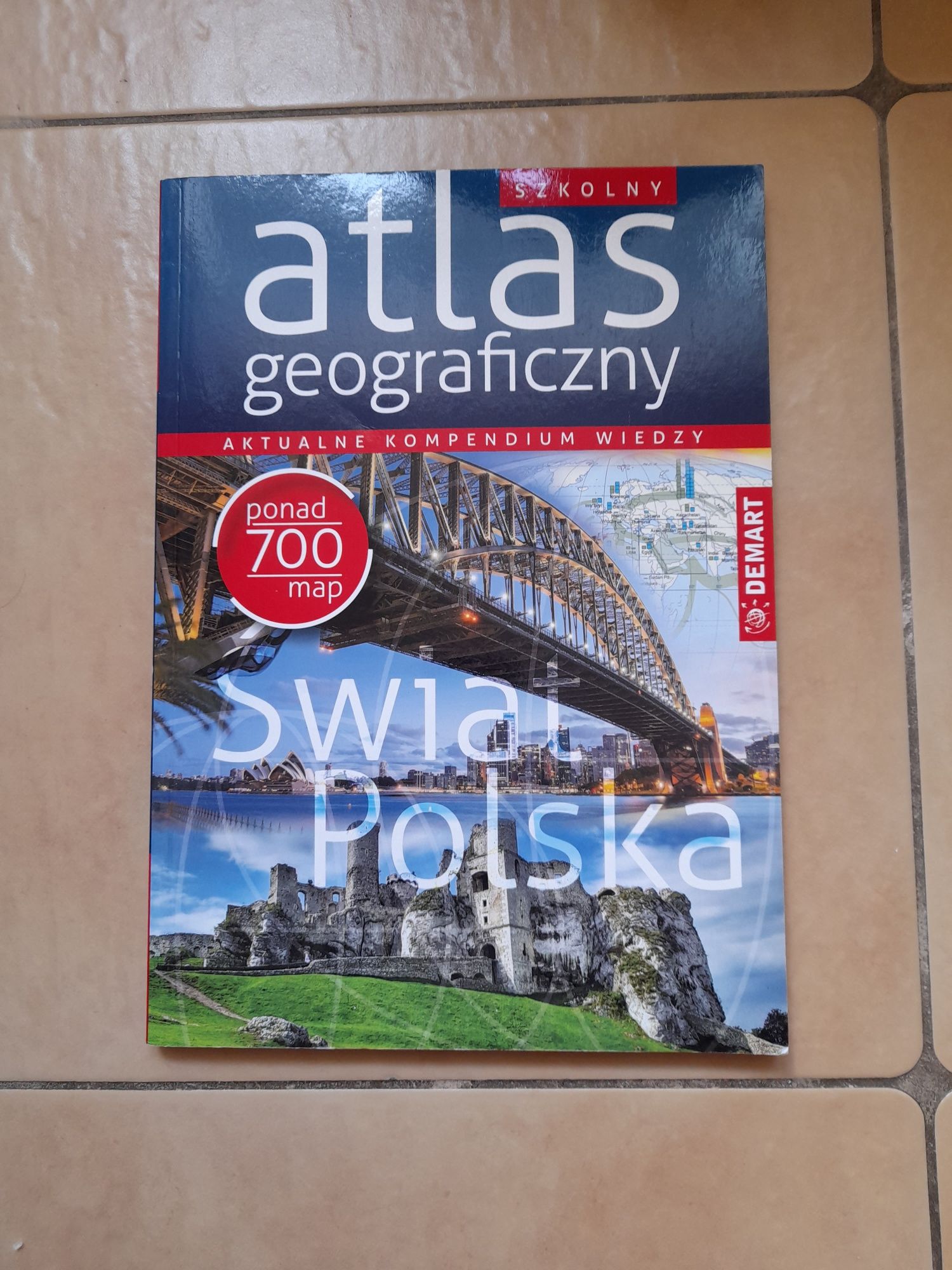 Atlas geograficzny szkolny