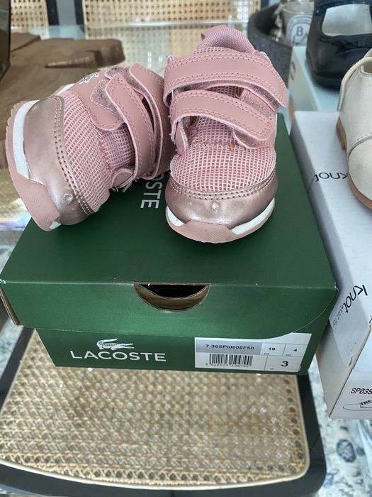 Vendo sapatos de bebé