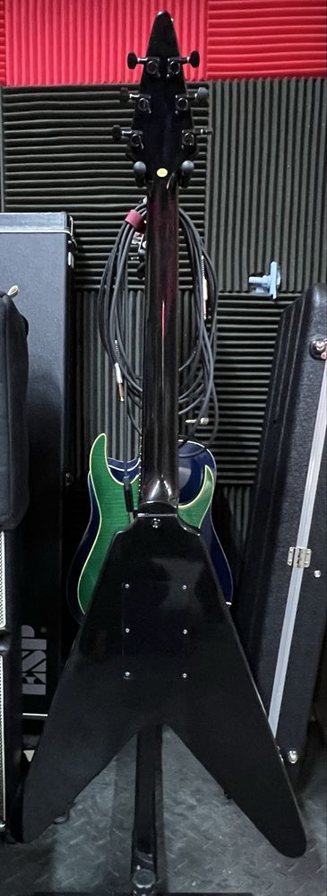 Gitara elektryczna Kirk Hammett KH-1 flying V