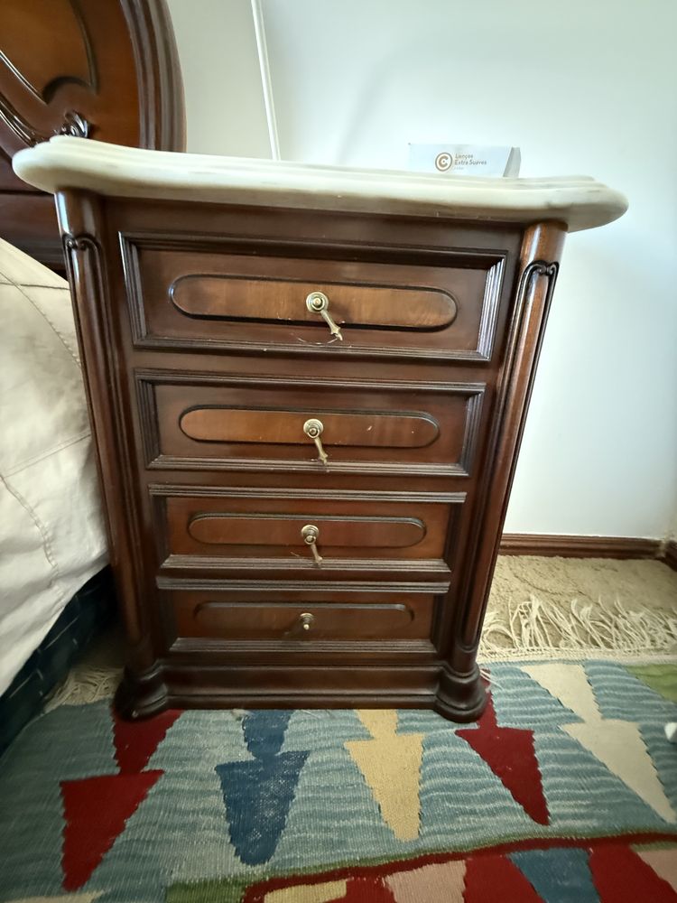 Cama de casal anos 80