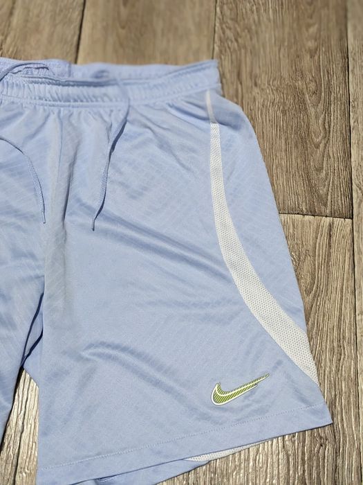 Тренувальні шорти Nike Dri-Fit p M