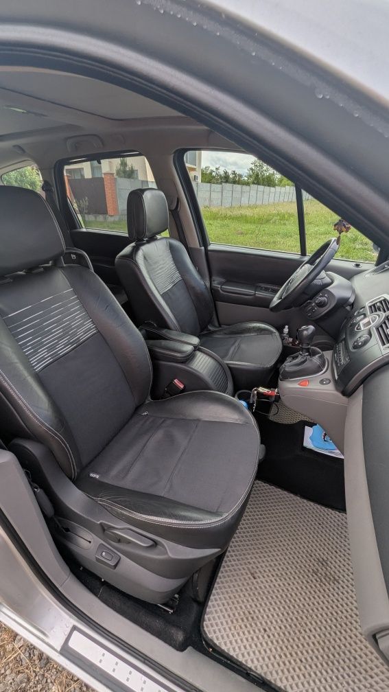 Від власника Renault Scenic 2006 7 місць бензин
