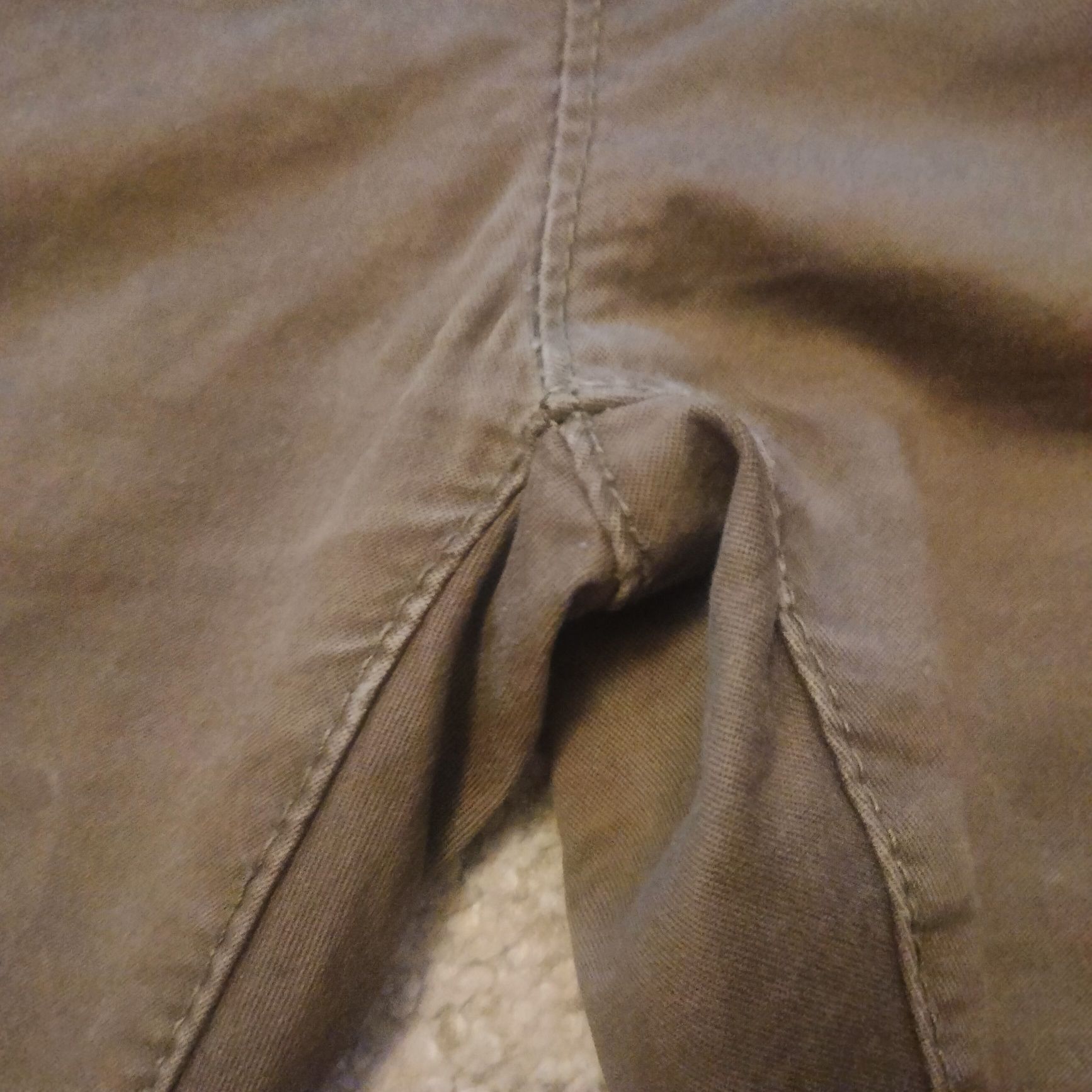 Jeansowe joggery kolor khaki rozmiar M