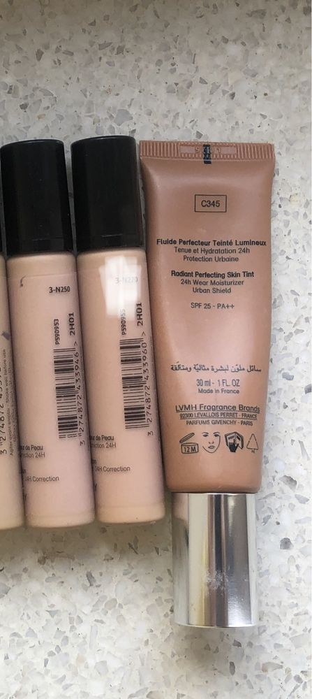 Podklad givenchy prism  city balm 345 uzywany 30ml