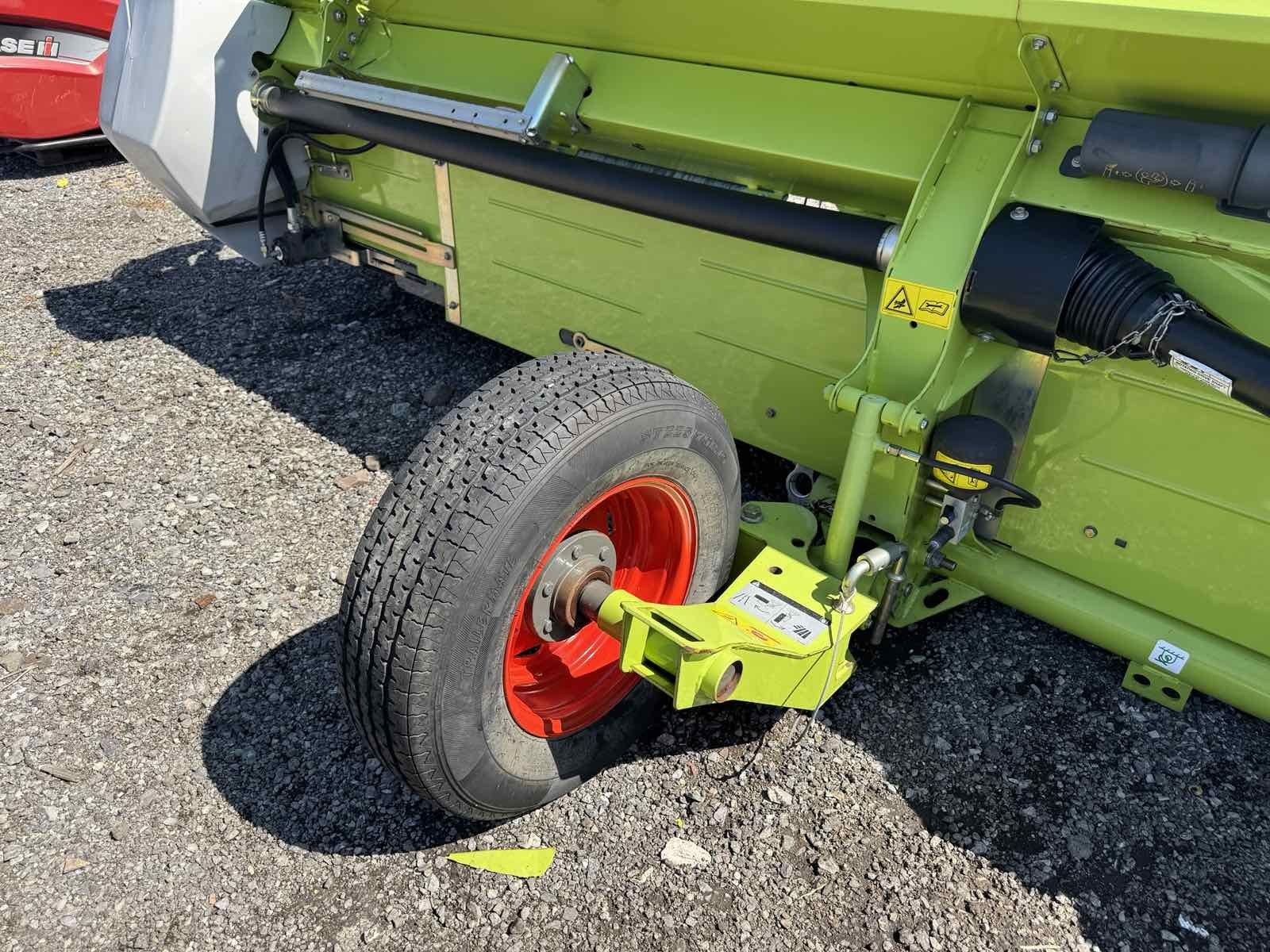 Жатка Claas MaxFlo 12m 2015року. Стан нової  жатки свіжа з європи