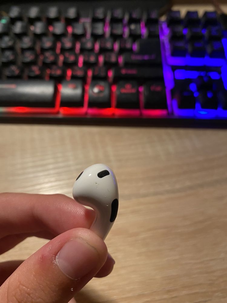 Air pods 3 б/у