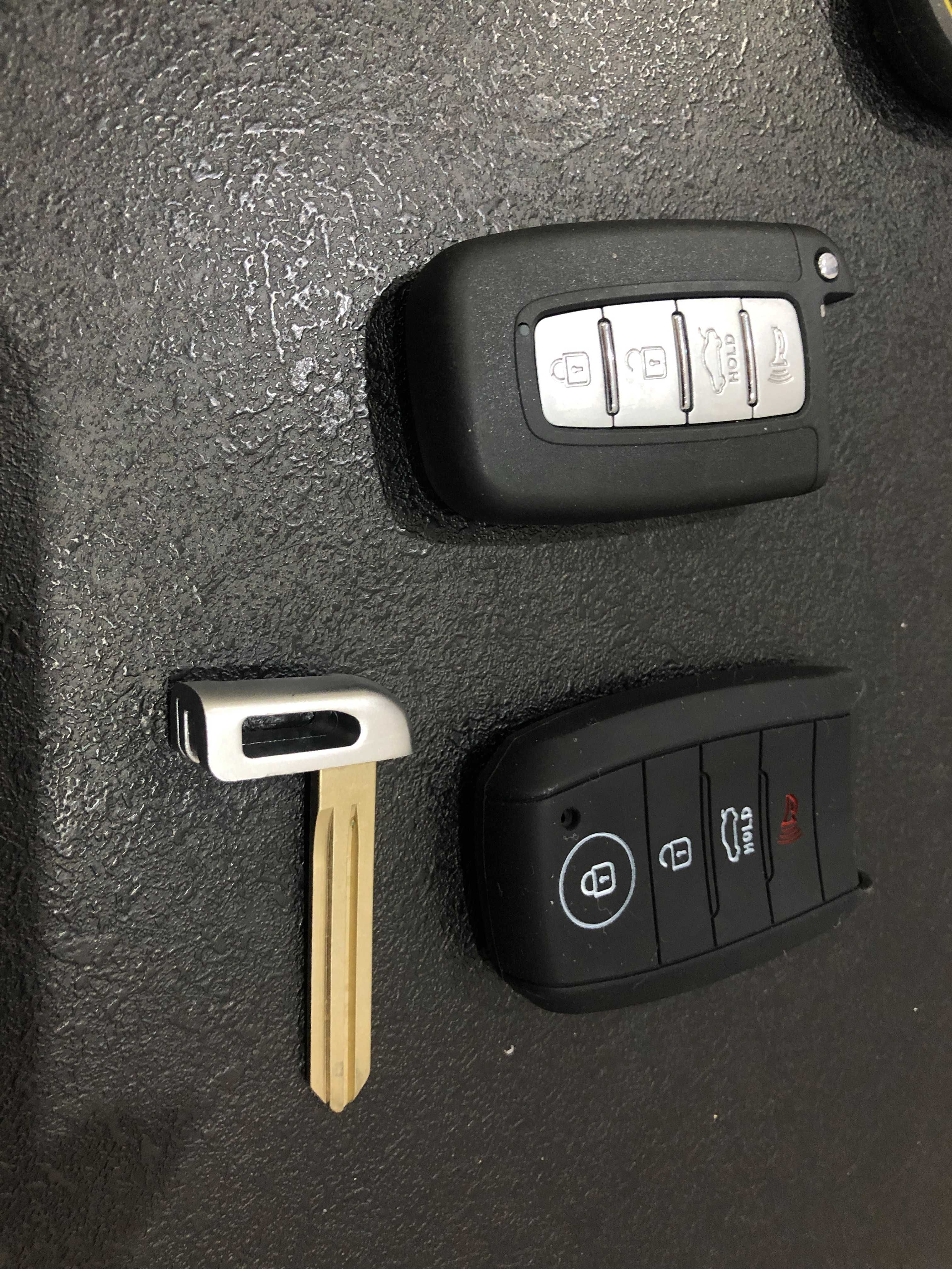 Дистанционный смарт ключ Kia/Hyundai 433 МГц с чипом PCF7952