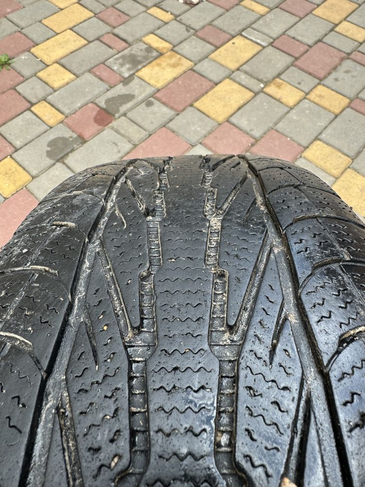 Продам шины Apollo Alnac Winter 205/60 R16 96H M+S