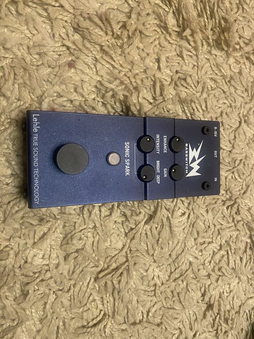 Lehle Basswitch Sonic Spark – тон-шейпер/передпідсилювач для басу