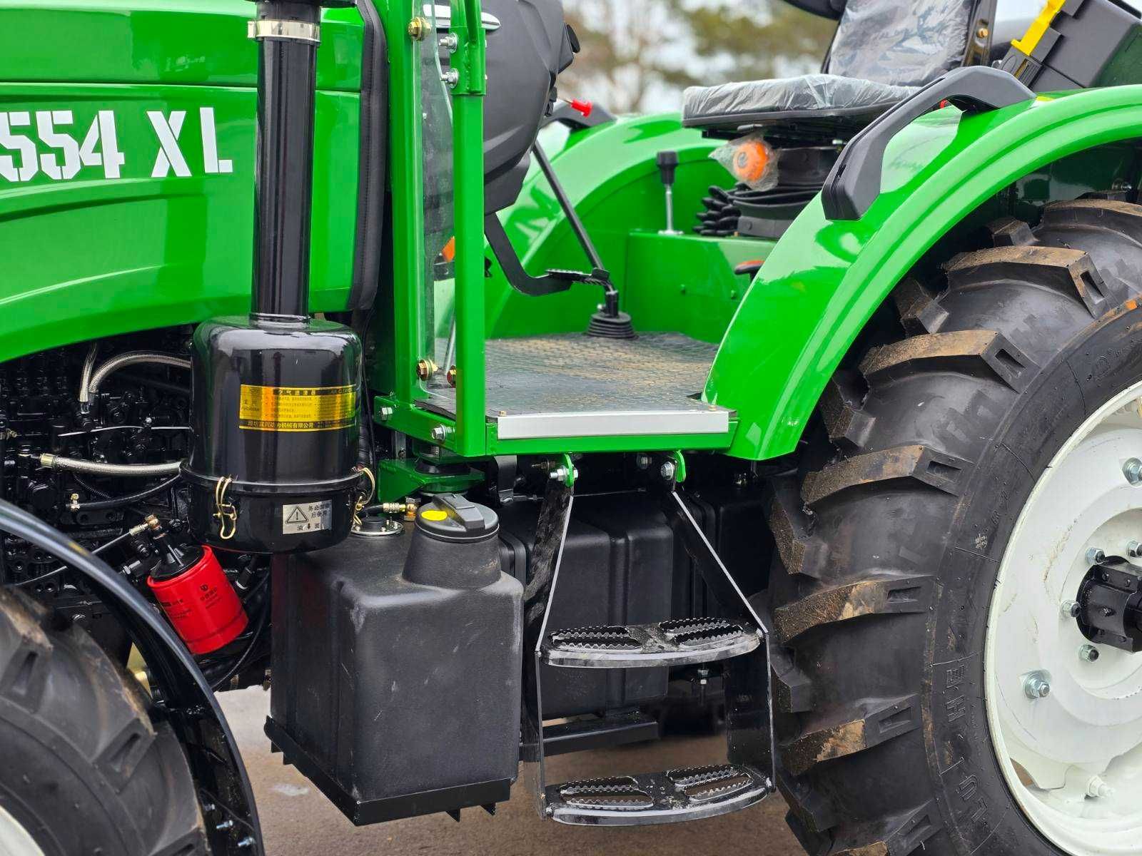 Оновлений мінітрактор John Deere 554XL,  50 к.с, 4х4, вага 2100 кг
