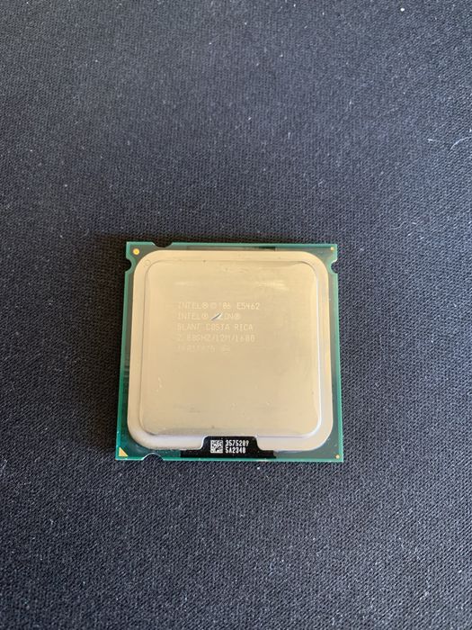 Intel xeon e5462 під 775