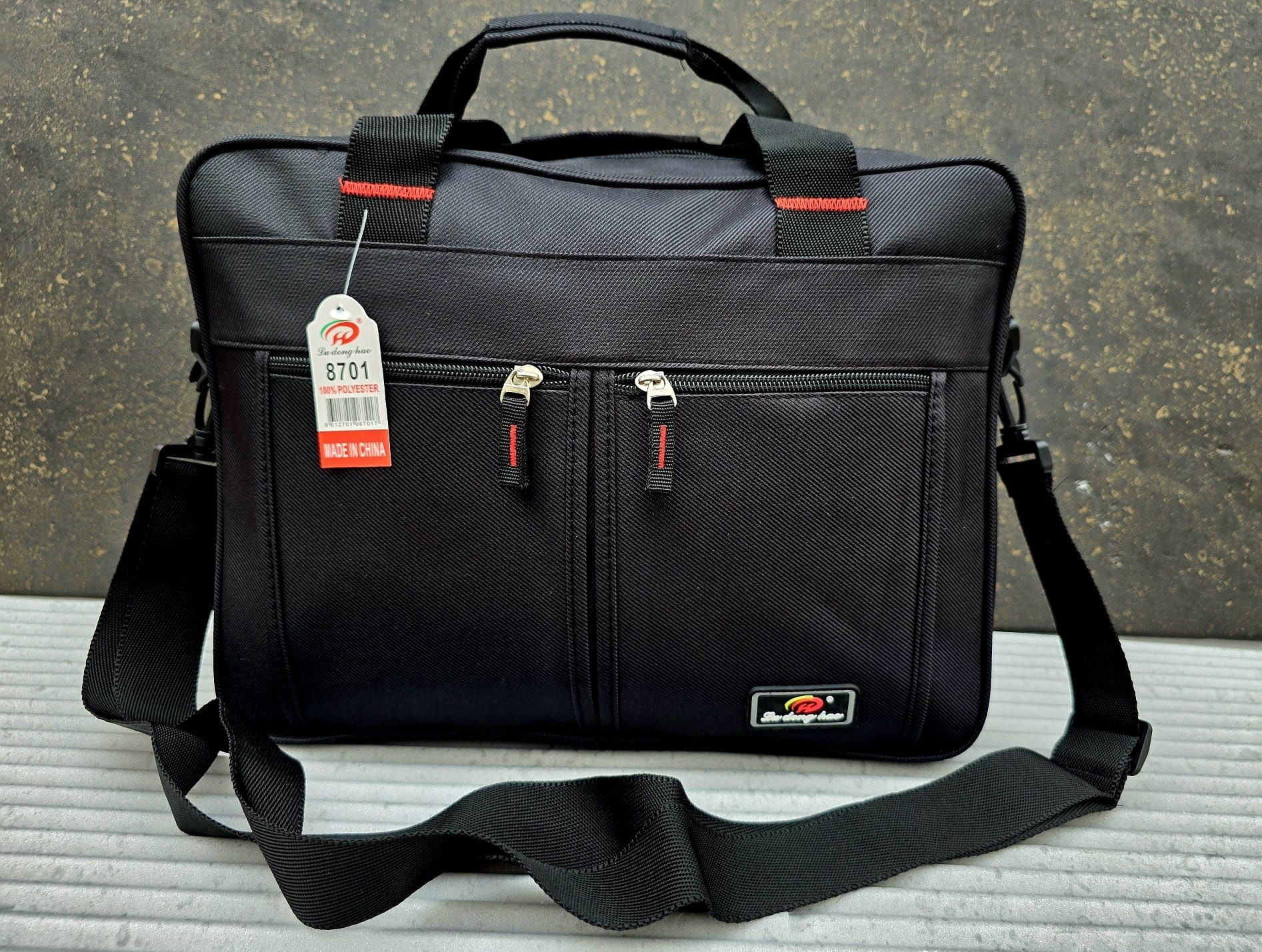 Nowa pojemna torba podróżna bagażowa czarna mocna