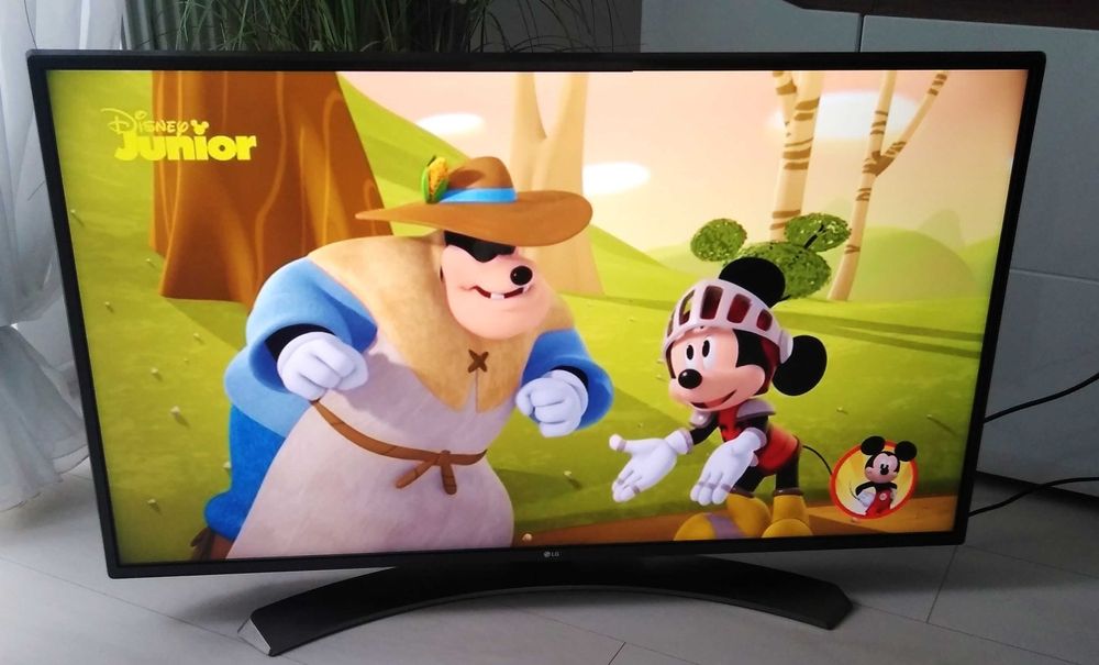 Telewizor LED LG Internet -Wifi-naziemna Tv 55 cale 4K UHD AI 100HZ