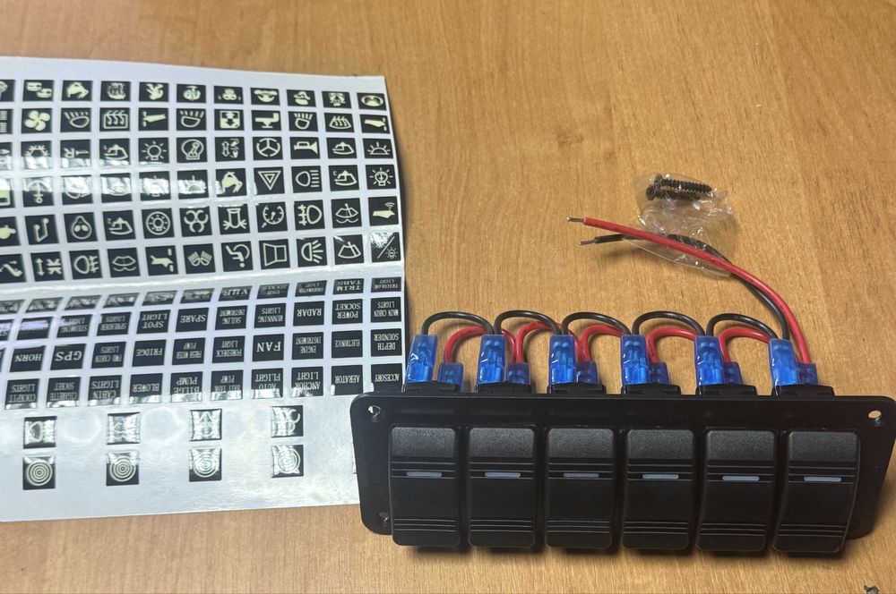 перемикач з підсвічуванням LED