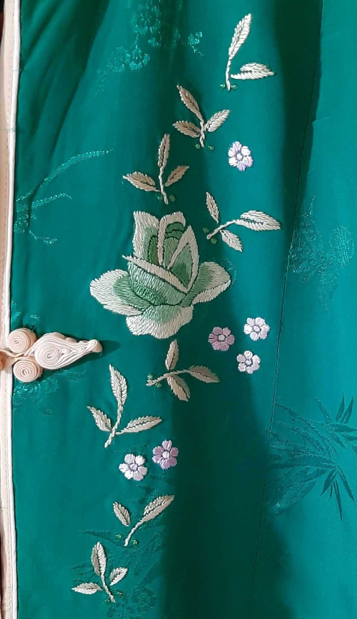 Fato vintage blusa e calças verde oriental