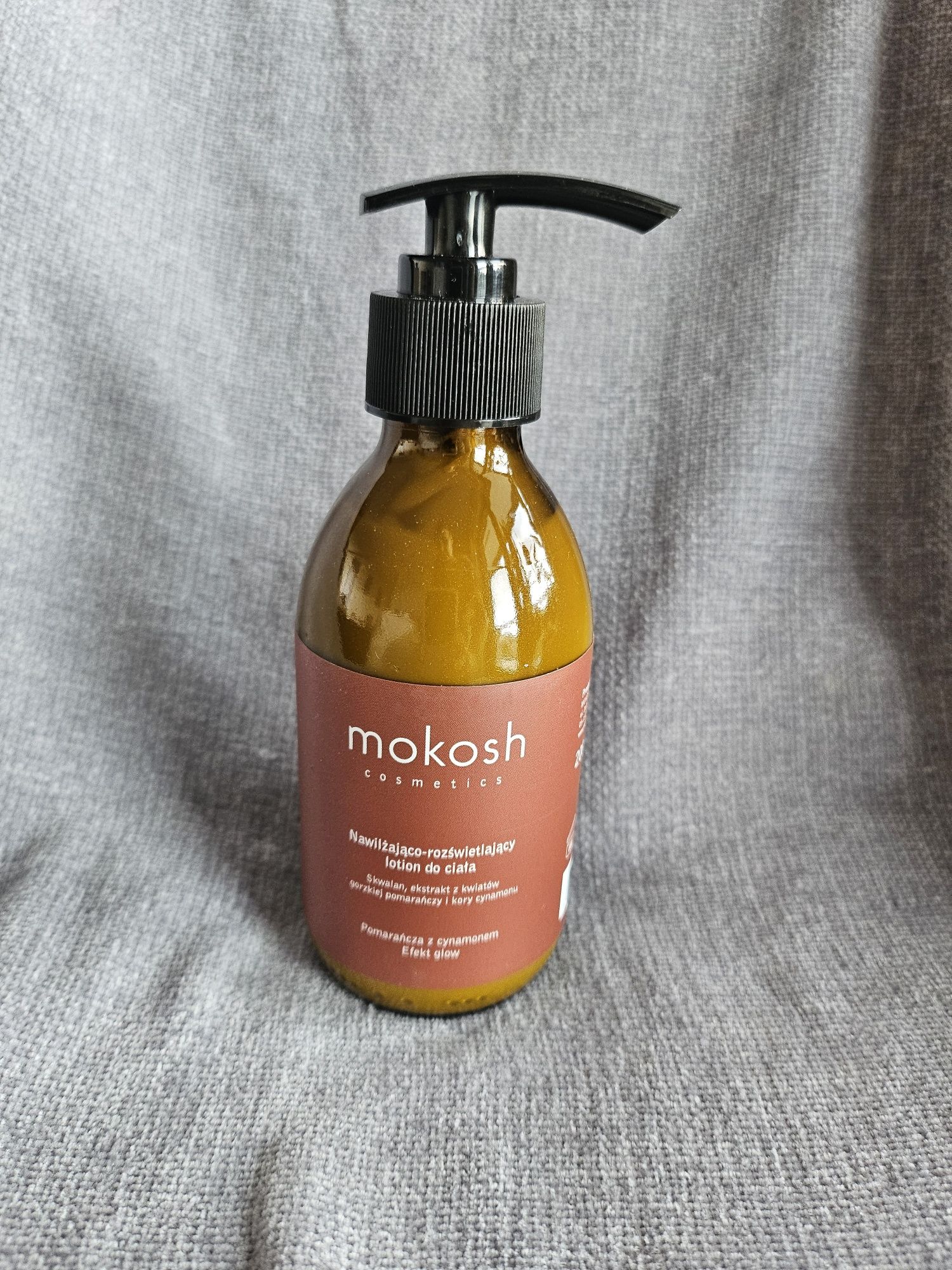 Mokosh nawilżająco rozświetlający lotion do ciała pomarańcza z cynamon