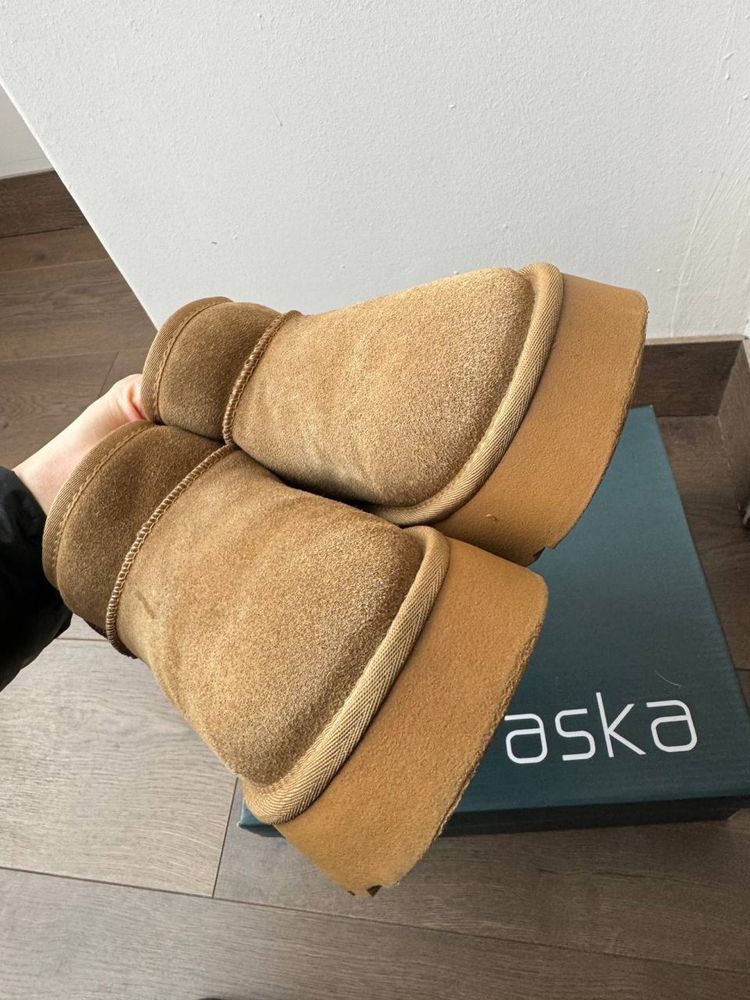 Уггі Ugg на платформе низькі Braska 38р