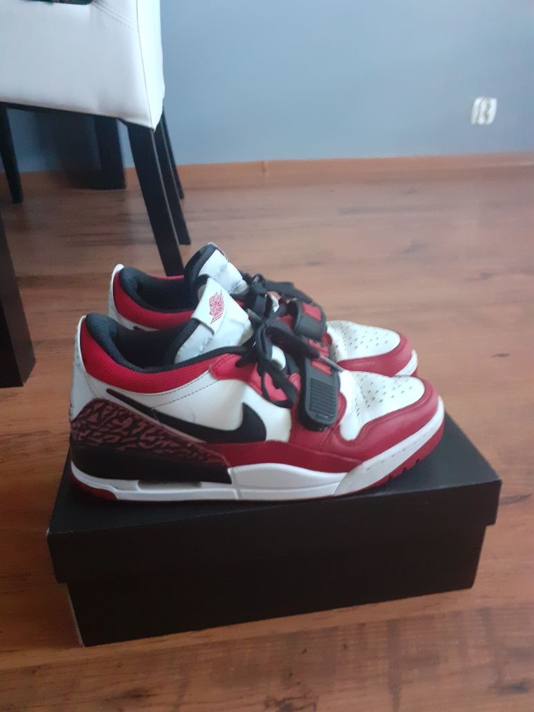 Buty Air Jordan legacy 312 Low.