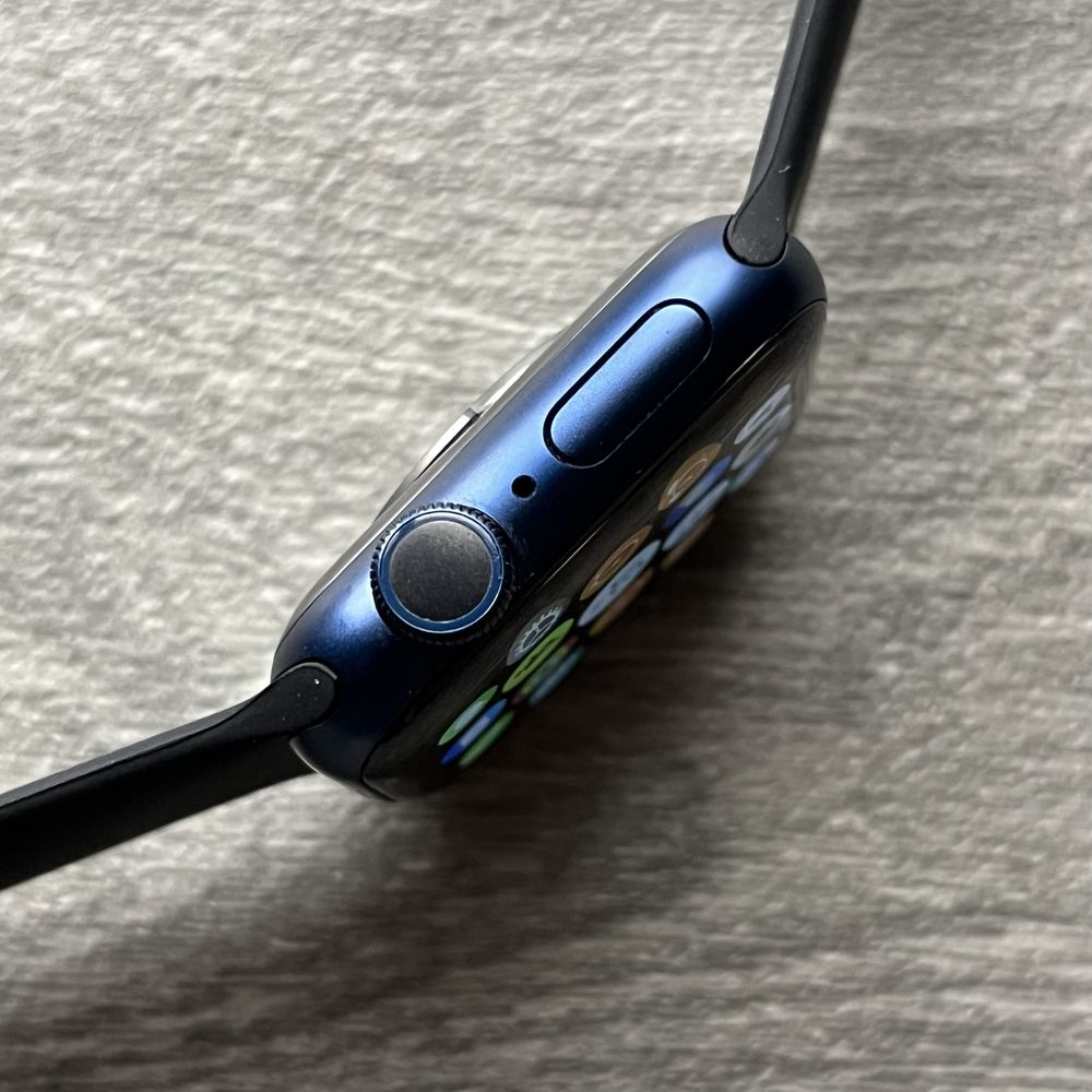Apple Watch Series 6 40мм