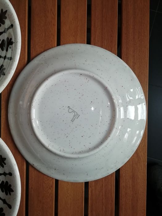 Pratos Porcelana Sado International