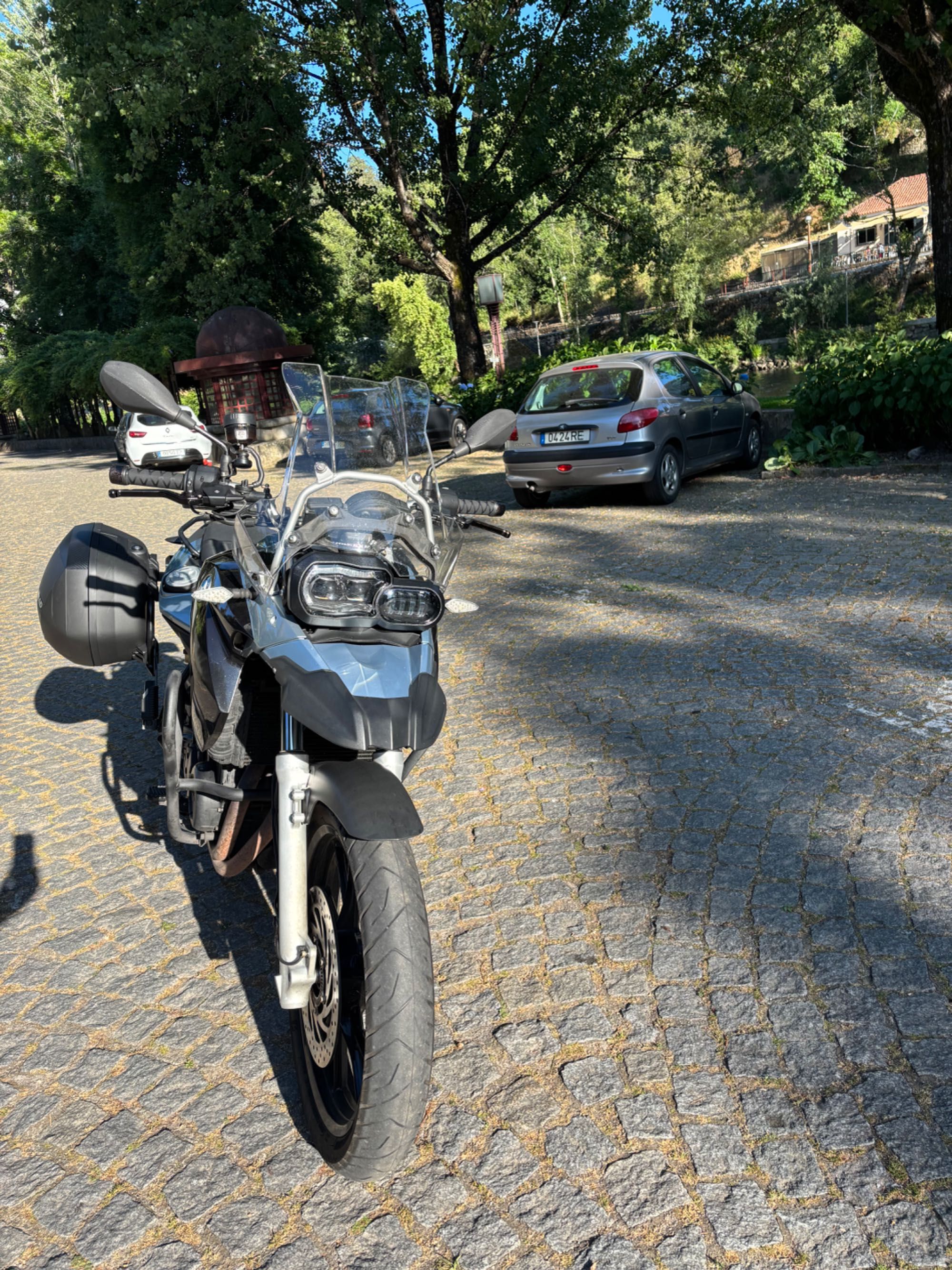 BMW F650GS (800cc)