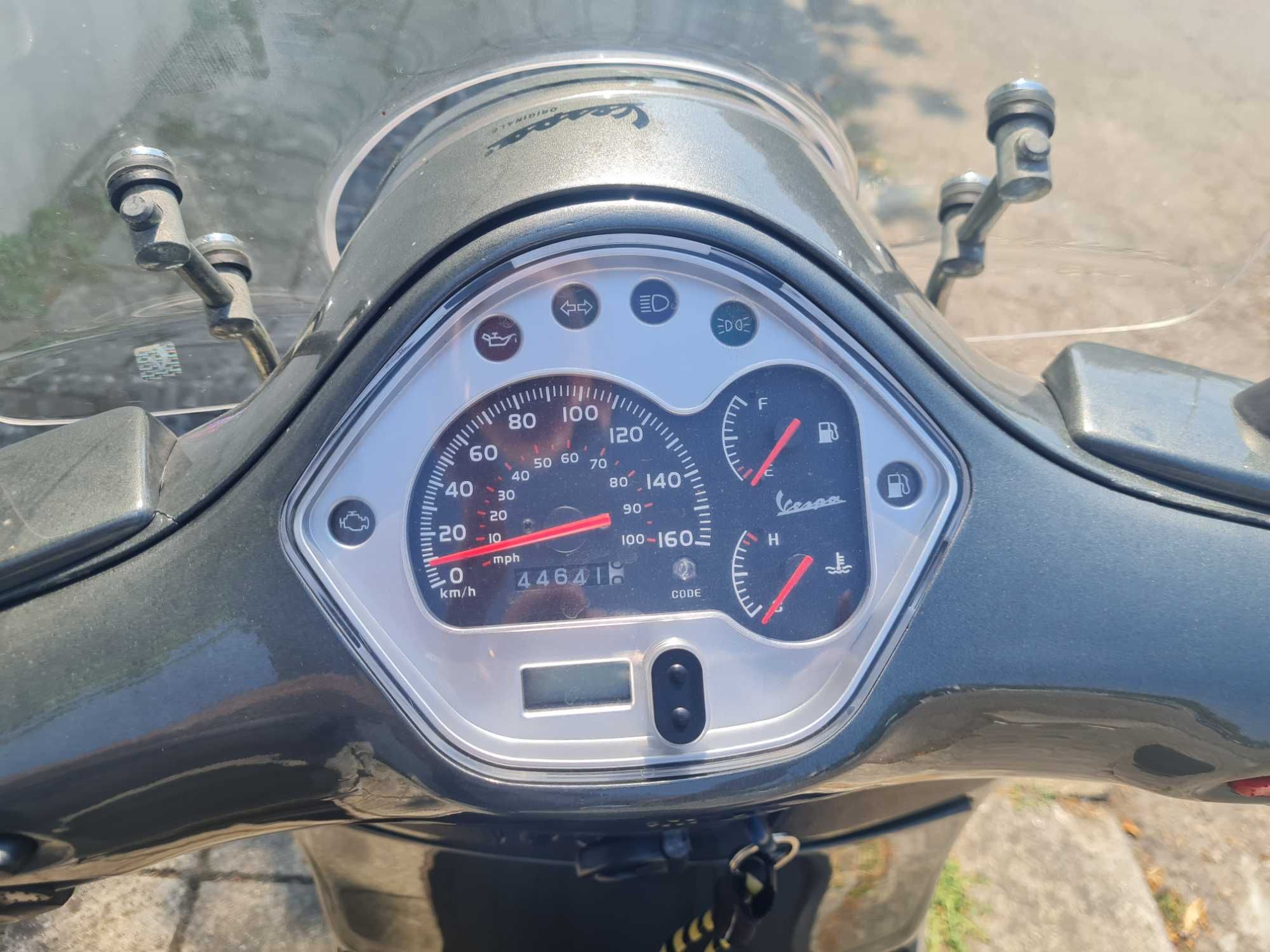 Vendo Vespa 300 GTS