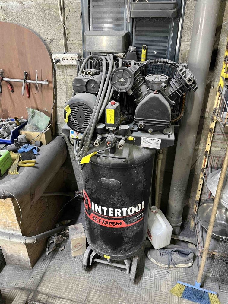 Intertool компресор 100 л