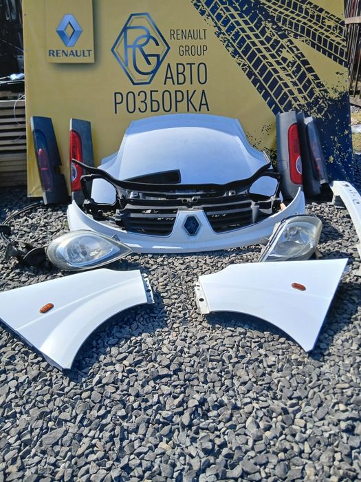 Молдінг дверей Трафік Молдинг двери боковой (сдвижной) правой RENAULT