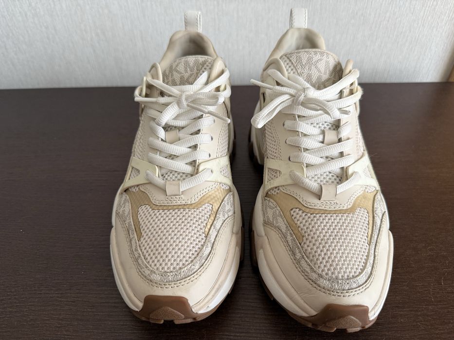 Sapatilhas Michael Kors quase novas