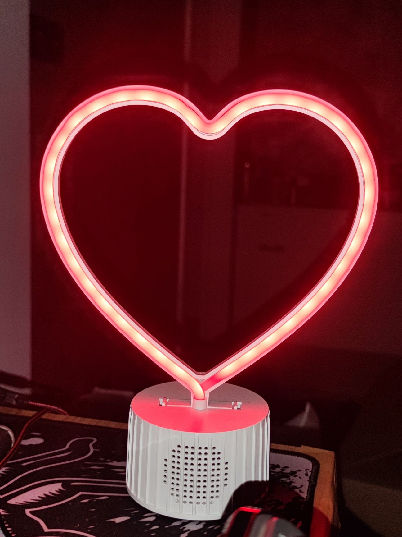 Głośnik Bluetooth neon serce